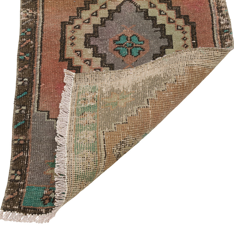 Vintage Turkish Hand-Knotted Rug - 1' 6" x 2' 11" (18" x 35") - K0085747