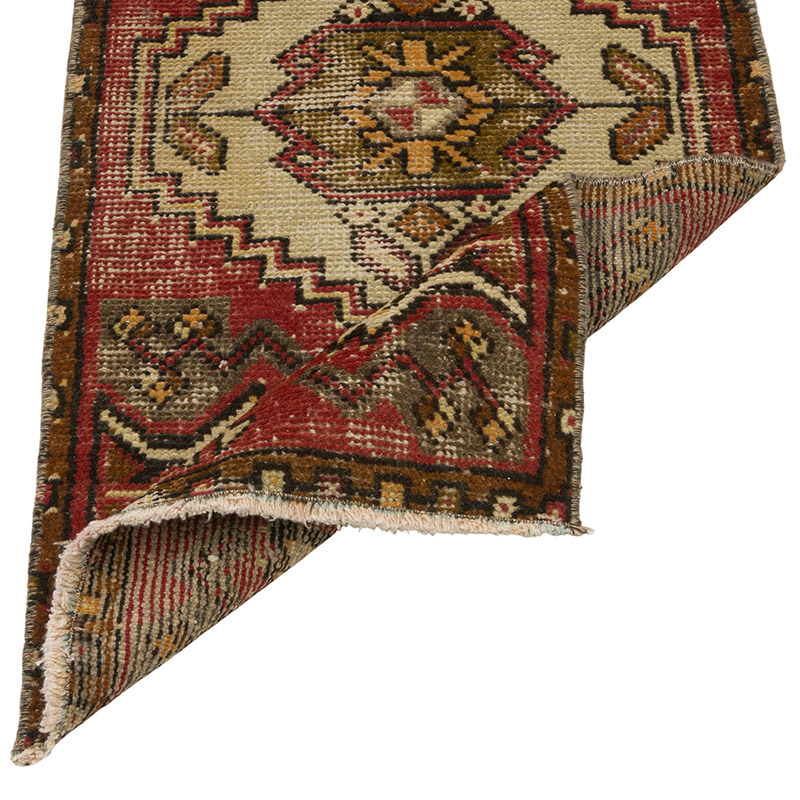 Vintage Turkish Hand-Knotted Rug - 1' 5" x 2' 9" (17" x 33") - K0085755