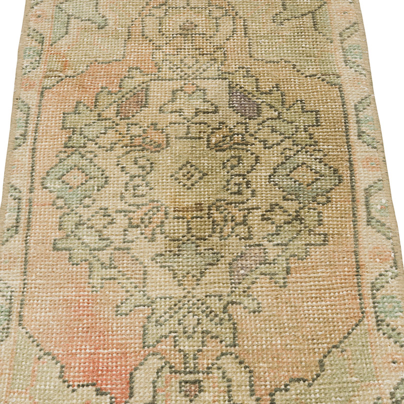 Vintage Turkish Hand-Knotted Rug - 1' 5" x 2' 11" (17" x 35") - K0085764