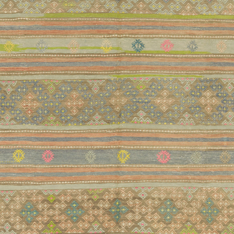 Vintage Manisa Kilim Rug - 5' 7" x 9' 4" (67" x 112") - K0085809