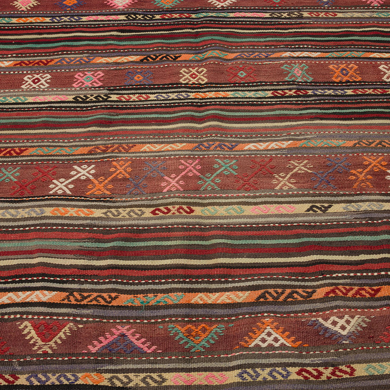 Vintage Balikesir Kilim Rug - 6' 2" x 8' 10" (74" x 106") - K0085818