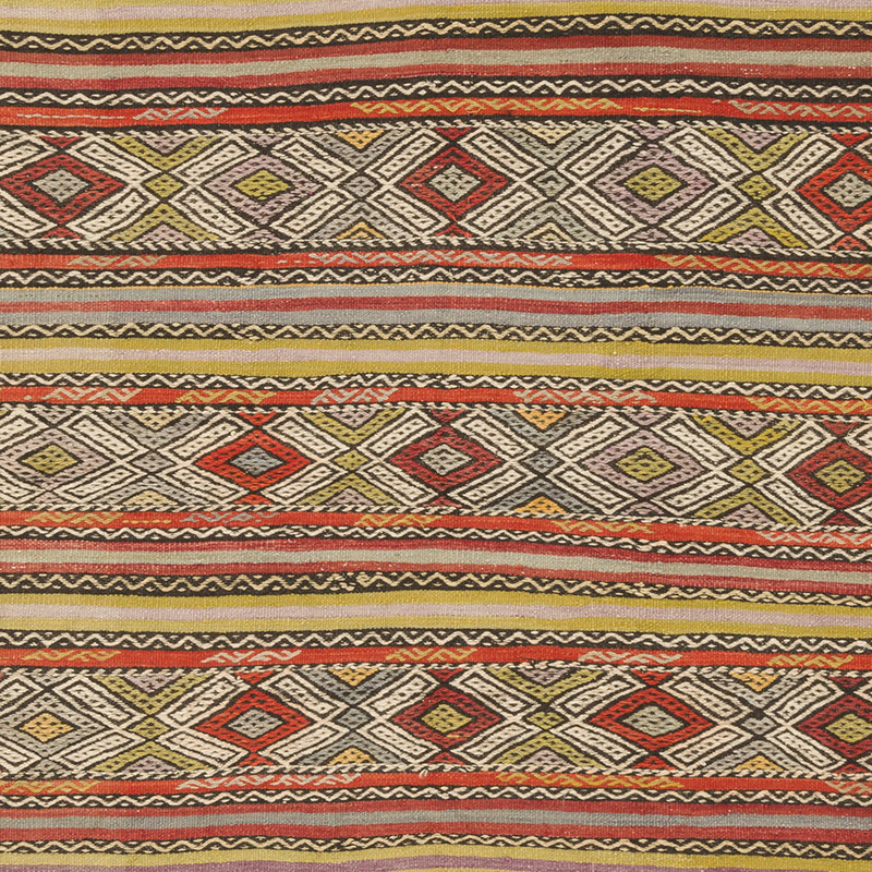 Vintage Balikesir Kilim Rug - 5' 8" x 7' 3" (68" x 87") - K0085820
