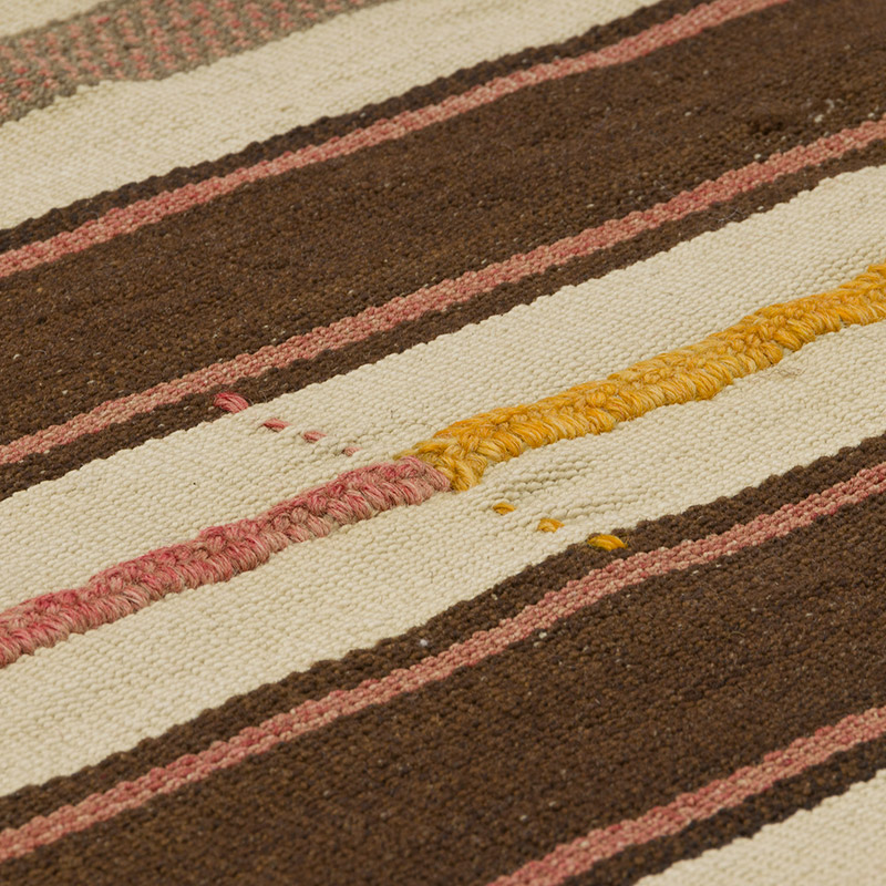 Vintage Anatolian Kilim Rug - 5' 7" x 8' 3" (67" x 99") - K0085855