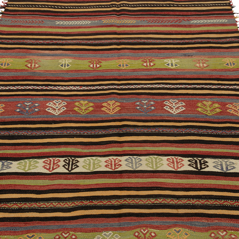 Vintage Turkish Kilim Rug - 4' 1" x 6' 11" (49" x 83") - K0085925