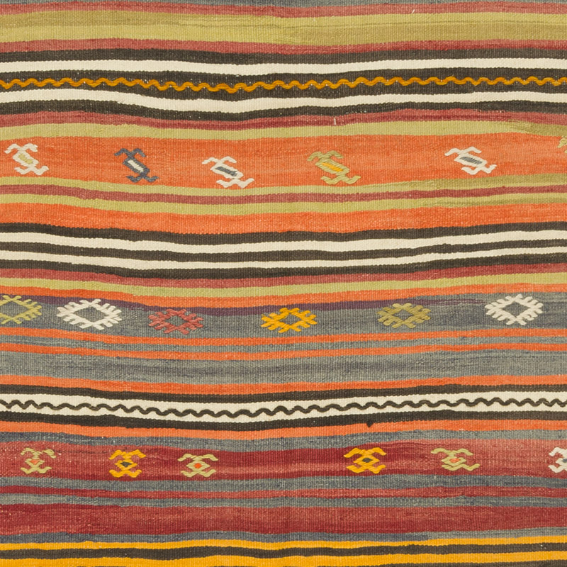 Vintage Turkish Kilim Rug - 3' 8" x 6' 7" (44" x 79") - K0085931