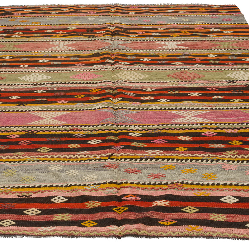 Vintage Turkish Kilim Rug - 5' 9" x 7' 8" (69" x 92") - K0085947