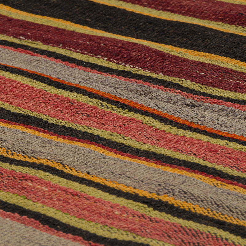 Vintage Turkish Kilim Rug - 4' 3" x 7' 7" (51" x 91") - K0085958