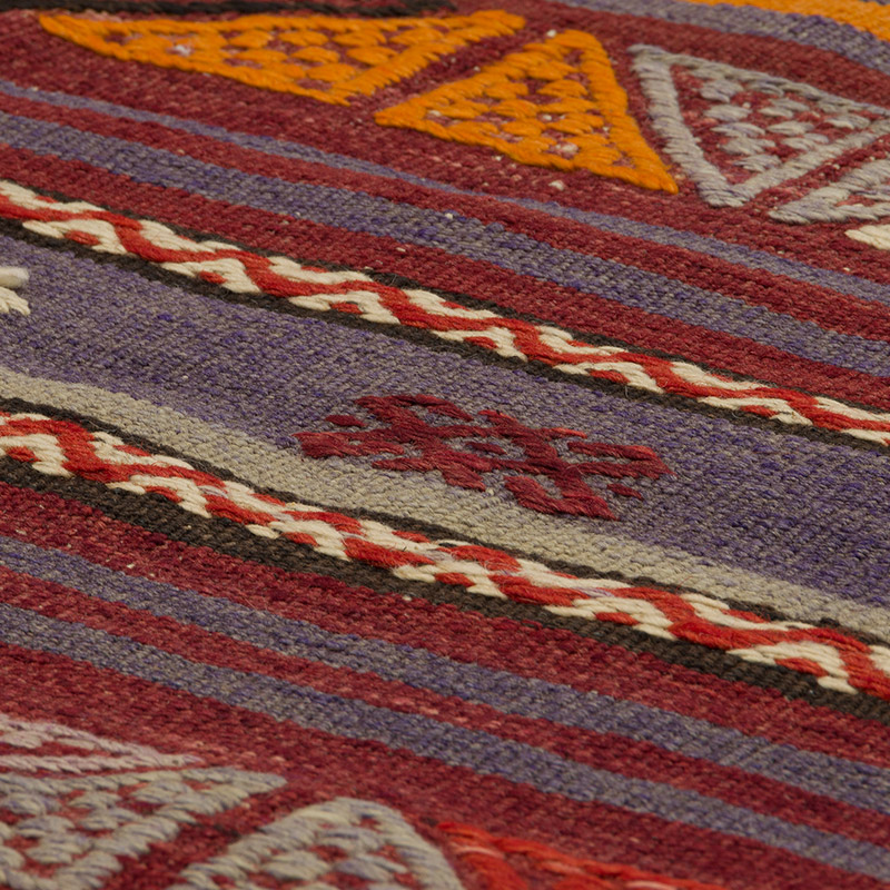 Vintage Turkish Kilim Rug - 2' 8" x 6' 3" (32" x 75") - K0085960
