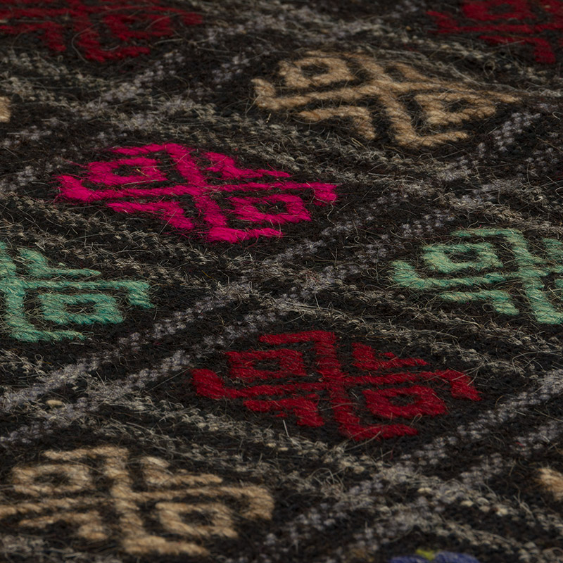 Vintage Anatolian Jijim Rug - 5' 7" x 9' 7" (67" x 115") - K0085964