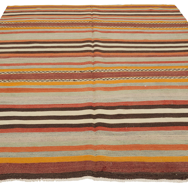 Vintage Turkish Kilim Rug - 5' 4" x 8'  (64" x 96") - K0085969