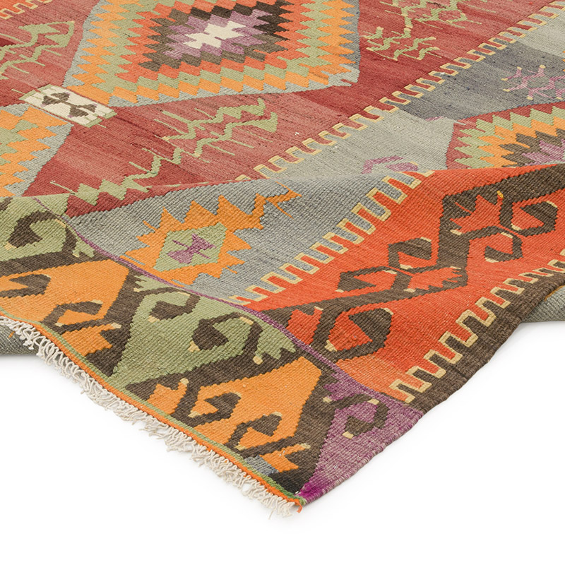 Vintage Esme Kilim Rug - 6' 4" x 10' 10" (76" x 130") - K0085991