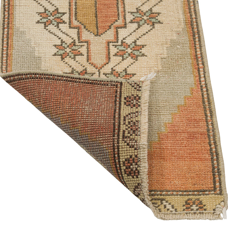 Vintage Turkish Hand-Knotted Rug - 1' 3" x 2' 10" (15" x 34") - K0086013