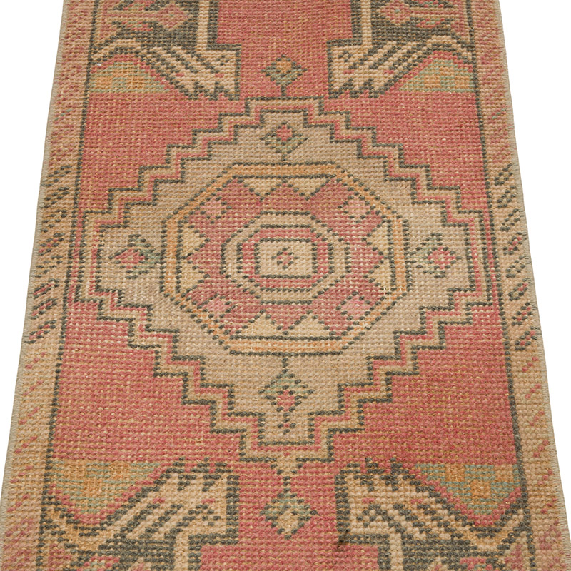 Vintage Turkish Hand-Knotted Rug - 1' 4" x 3' 1" (16" x 37") - K0086019