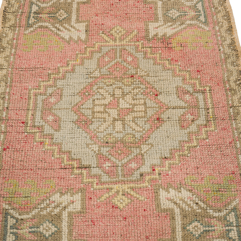 Vintage Turkish Hand-Knotted Rug - 1' 9" x 3' 1" (21" x 37") - K0086032