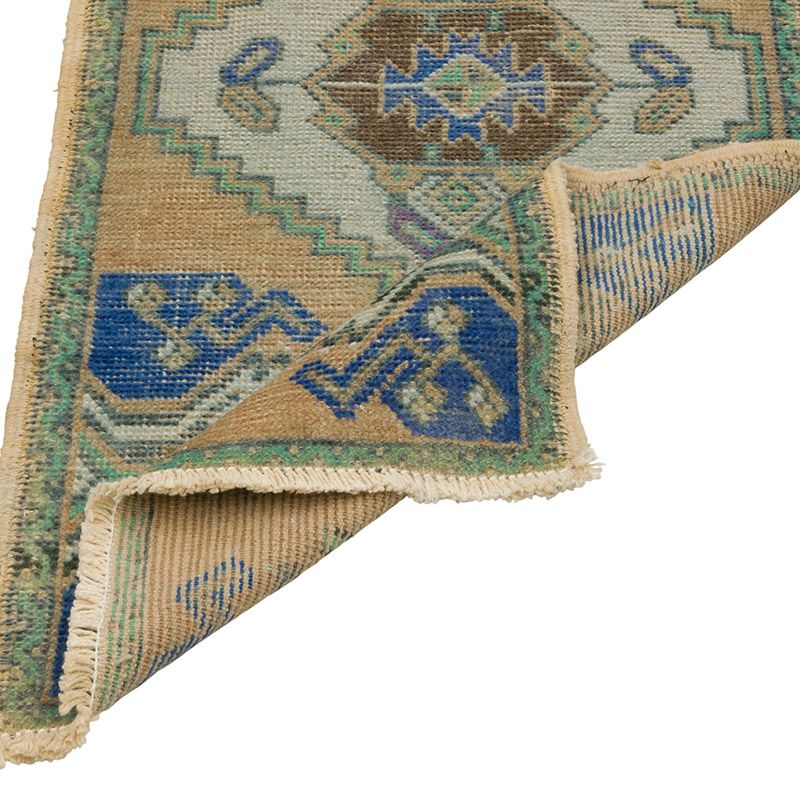 Vintage Turkish Hand-Knotted Rug - 1' 5" x 2' 10" (17" x 34") - K0086047