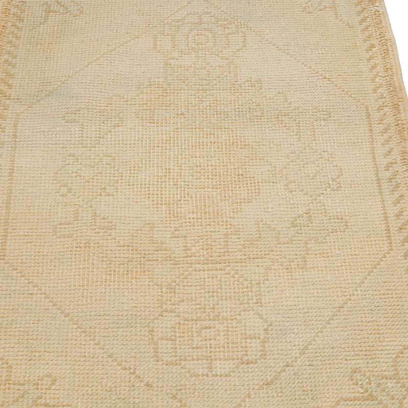 Vintage Turkish Hand-Knotted Rug - 1' 9" x 2' 7" (21" x 31") - K0086056