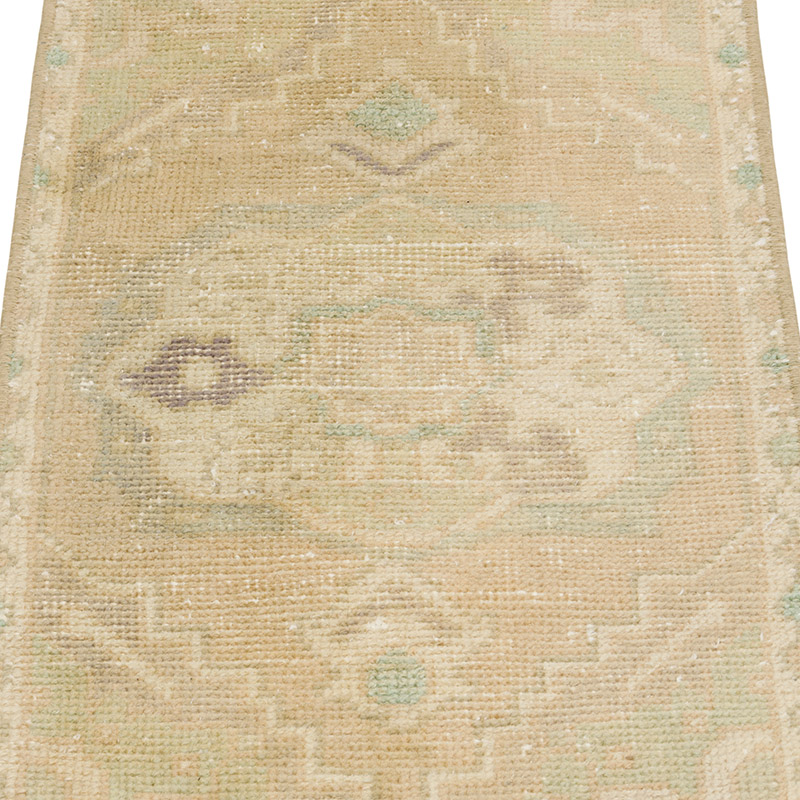 Vintage Turkish Hand-Knotted Rug - 1' 4" x 2' 6" (16" x 30") - K0086090