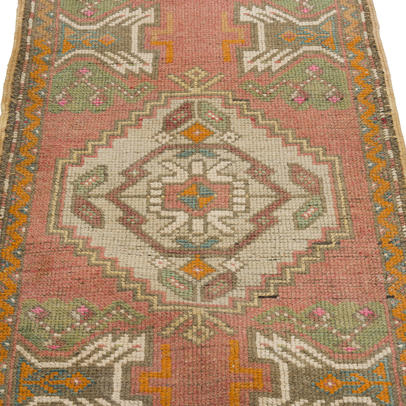 Vintage Turkish Hand-Knotted Rug - 1' 8" x 3' 3" (20" x 39") - K0086101