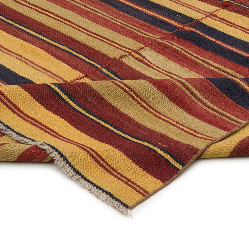 Vintage Anatolian Kilim Rug - 6' 2" x 10' 5" (74" x 125") - K0086436