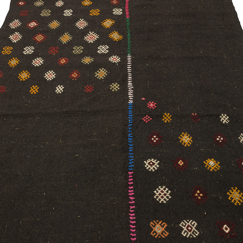 Vintage Anatolian Jijim Rug - 5'  x 8' 8" (60" x 104") - K0086442