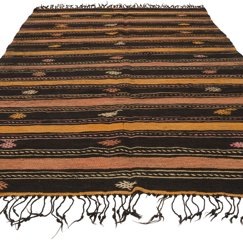 Vintage Anatolian Kilim Rug - 5' 10" x 9' 11" (70" x 119") - K0086444