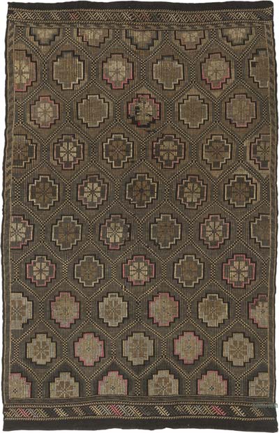 Vintage Anatolian Jijim Rug - 5' 9" x 9' 1" (69" x 109")