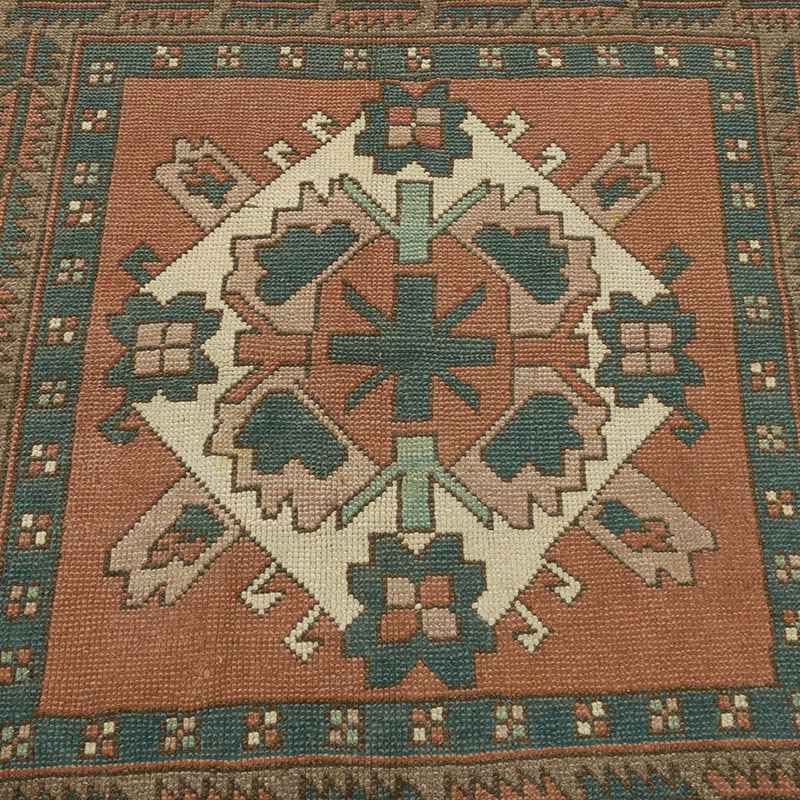 El Dokuma Vintage Halı - 101 cm x 100 cm - K0086502