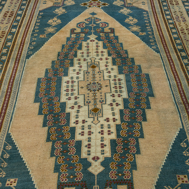 Vintage Turkish Hand-Knotted Rug - 5' 9" x 10' 3" (69" x 123") - K0086525