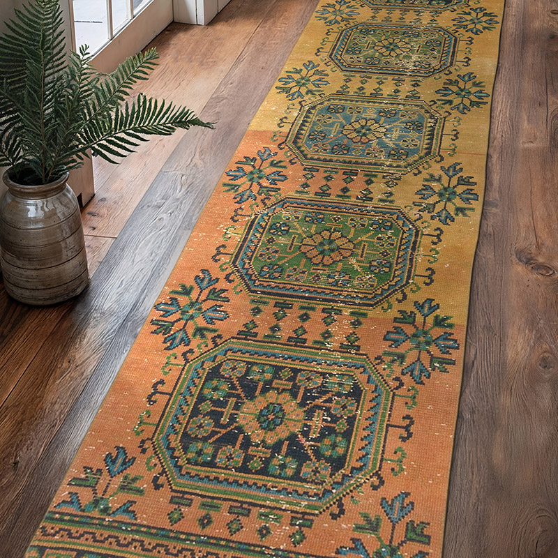 Vintage Turkish Hand-Knotted Runner - 2' 6" x 11' 7" (30" x 139") - K0086533