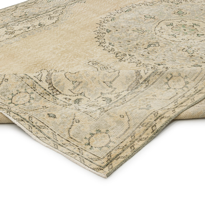 Vintage Turkish Hand-Knotted Rug - 6' 9" x 10' 8" (81" x 128") - K0086740