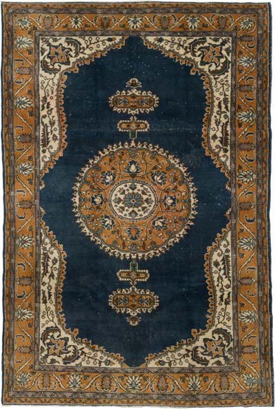 Vintage Turkish Hand-Knotted Rug - 7' 1" x 10' 5" (85" x 125")