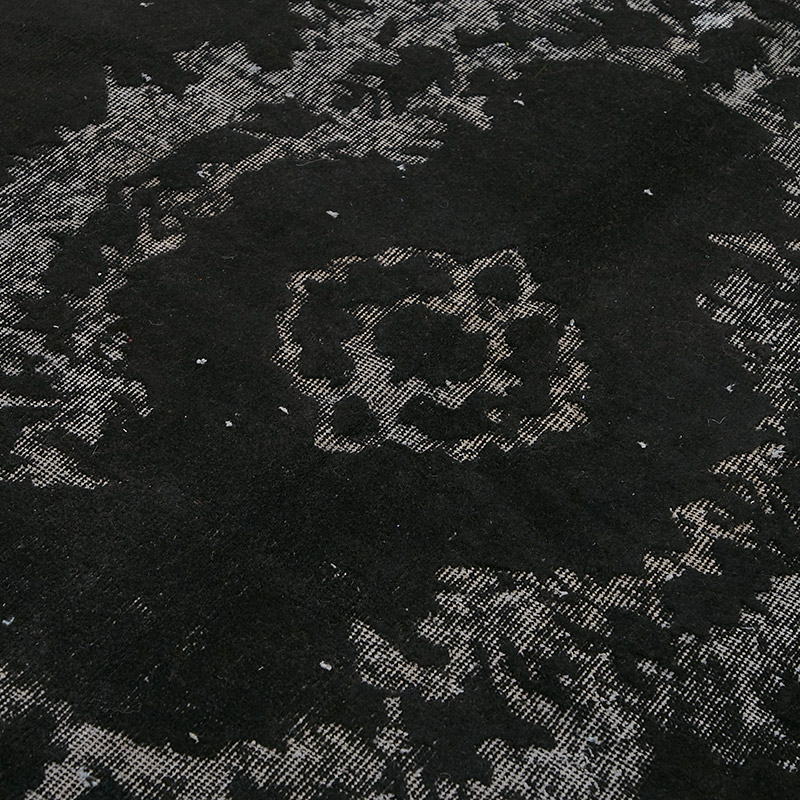 Hand Carved Over-Dyed Rug - 5' 4" x 8' 6" (64" x 102") - K0087105