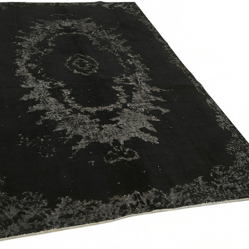 Hand Carved Over-Dyed Rug - 4' 11" x 8' 6" (59" x 102") - K0087111