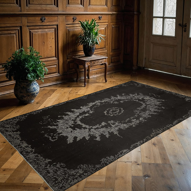 Hand Carved Over-Dyed Rug - 4' 11" x 8' 6" (59" x 102") - K0087111