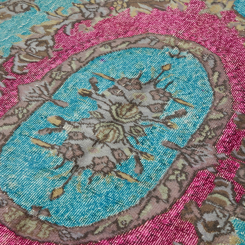 Hand Carved Over-Dyed Rug - 5' 10" x 10' 5" (70" x 125") - K0087145