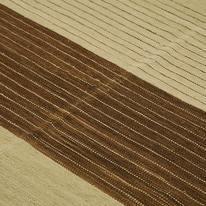 New Hand-Woven Kilim Rug - K0087228