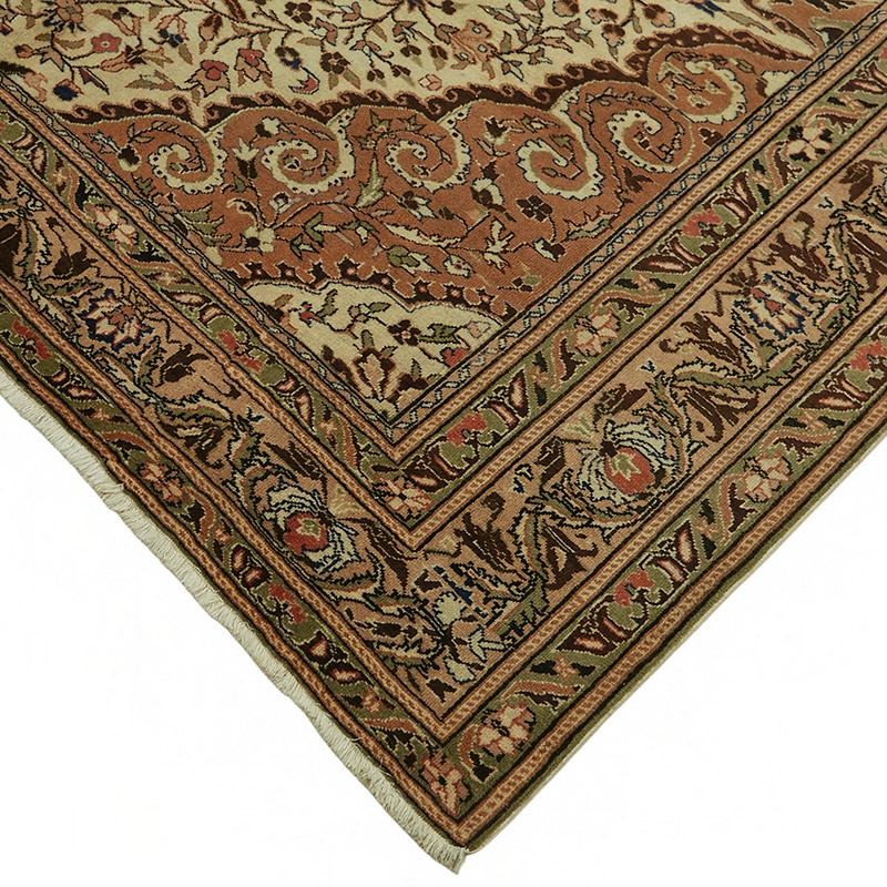 Vintage Turkish Hand-Knotted Rug - 6' 7" x 9' 11" (79" x 119") - K0087349