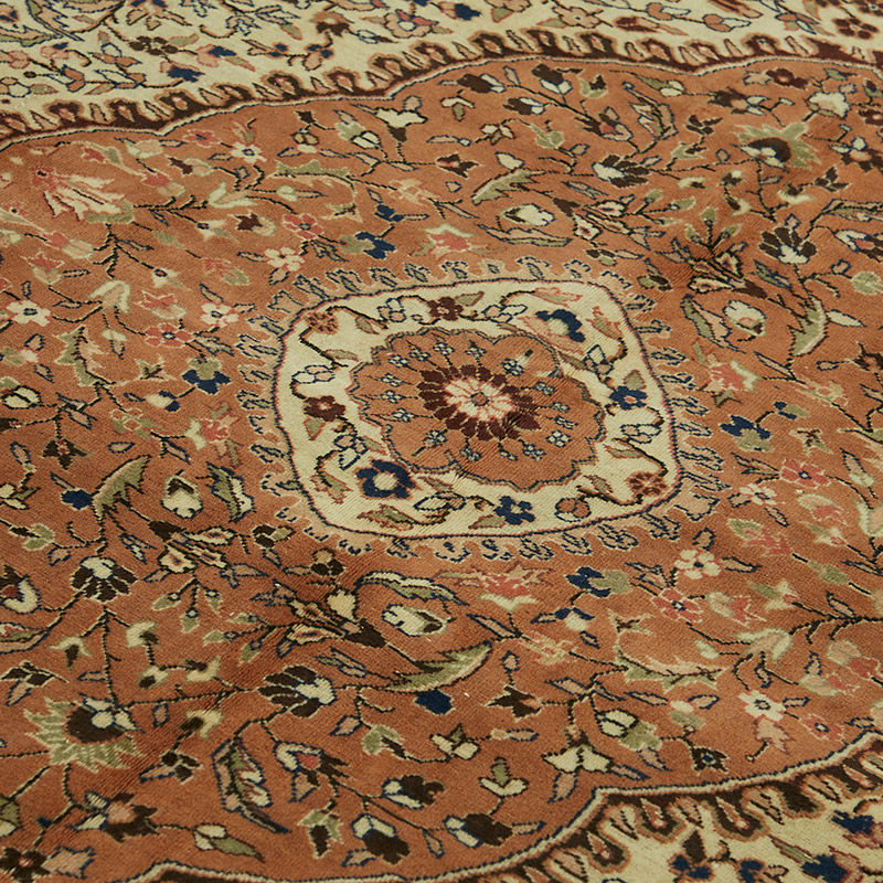 Vintage Turkish Hand-Knotted Rug - 6' 7" x 9' 11" (79" x 119") - K0087349