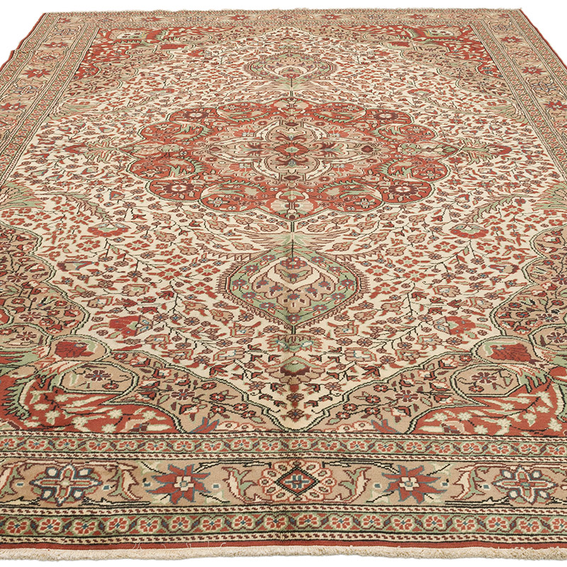 Vintage Turkish Hand-Knotted Rug - 6' 9" x 9' 5" (81" x 113") - K0087356