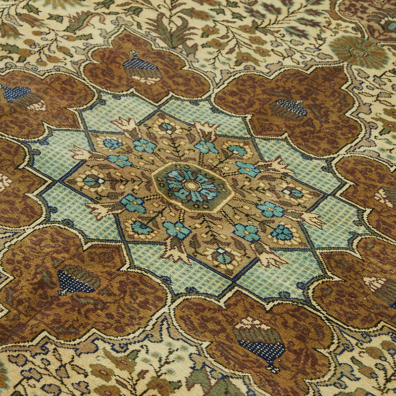 Vintage Turkish Hand-Knotted Rug - 5' 10" x 9' 3" (70" x 111") - K0087390
