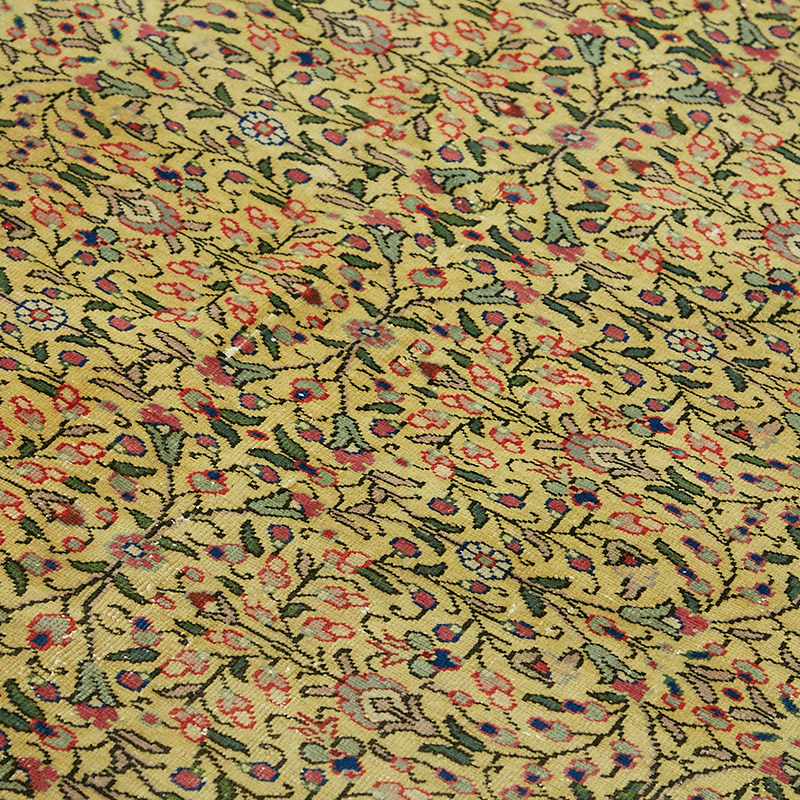 Vintage Turkish Hand-Knotted Rug - 6' 4" x 9' 9" (76" x 117") - K0087402