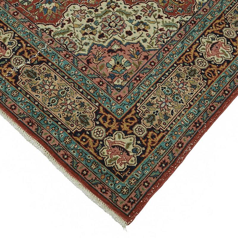 Vintage Turkish Hand-Knotted Rug - 6' 8" x 9' 9" (80" x 117") - K0087405