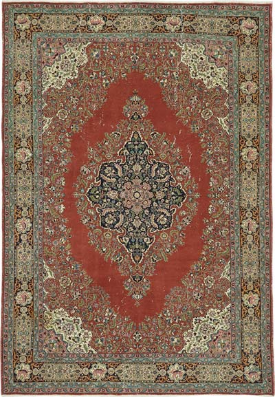 Vintage Turkish Hand-Knotted Rug - 6' 8" x 9' 9" (80" x 117")