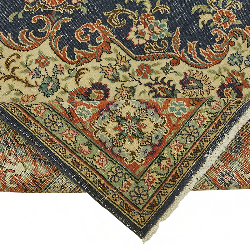 Vintage Turkish Hand-Knotted Rug - 6' 9" x 9' 9" (81" x 117") - K0087413