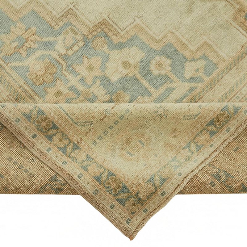 Vintage Turkish Hand-Knotted Rug - 6' 7" x 10' 11" (79" x 131") - K0087600
