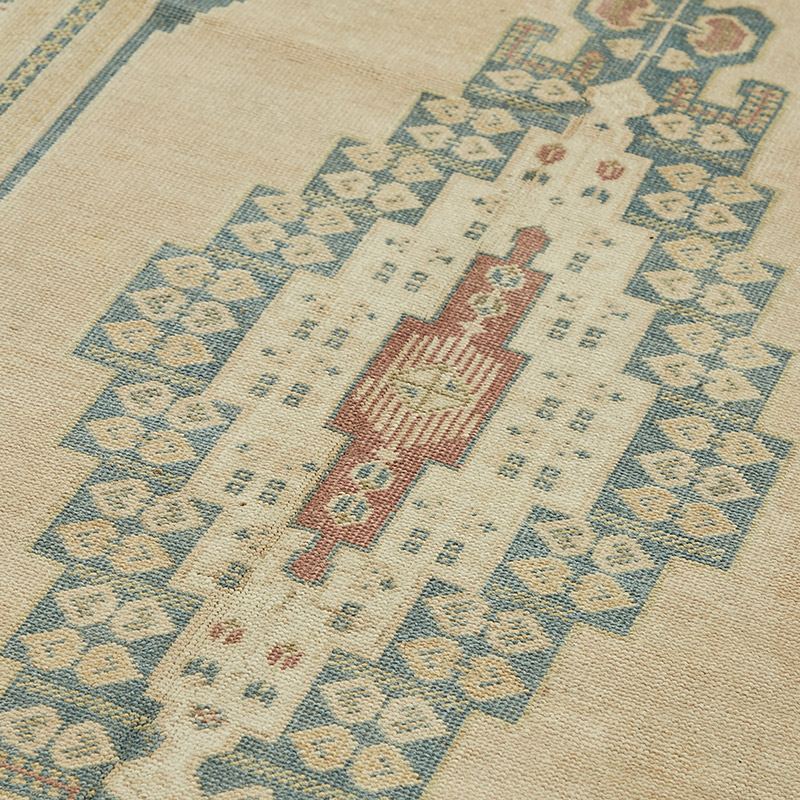 Vintage Turkish Hand-Knotted Rug - 5' 1" x 10' 4" (61" x 124") - K0087606