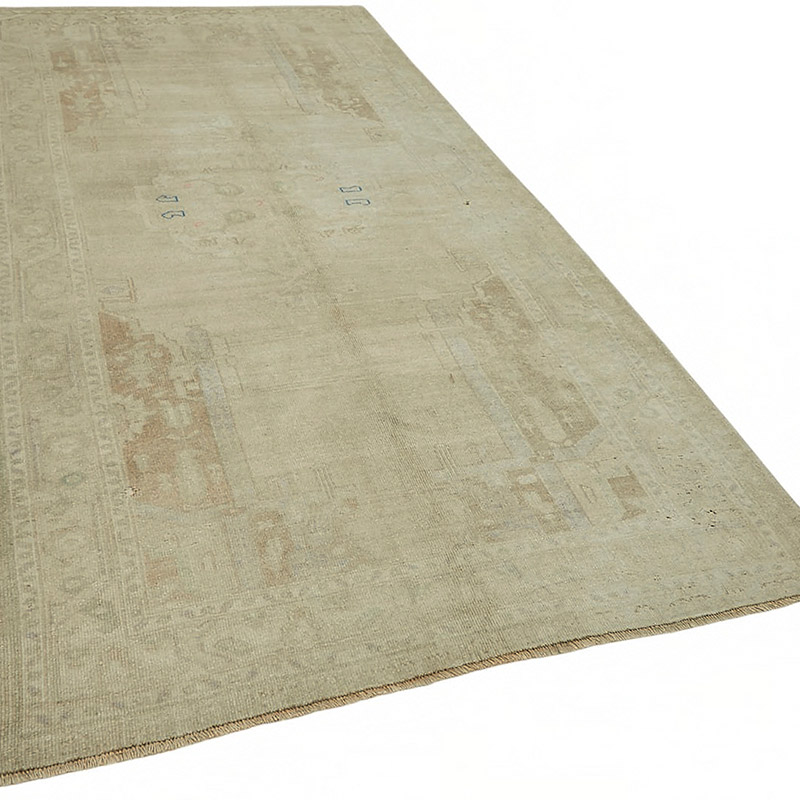 Vintage Turkish Hand-Knotted Rug - 5' 1" x 10' 7" (61" x 127") - K0087618