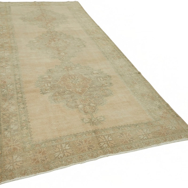 Vintage Turkish Hand-Knotted Rug - 5' 2" x 11' 10" (62" x 142") - K0087624
