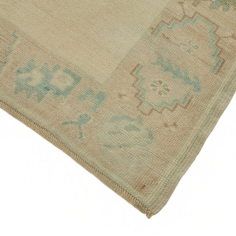 Vintage Turkish Hand-Knotted Rug - 5' 5" x 11' 8" (65" x 140") - K0087626