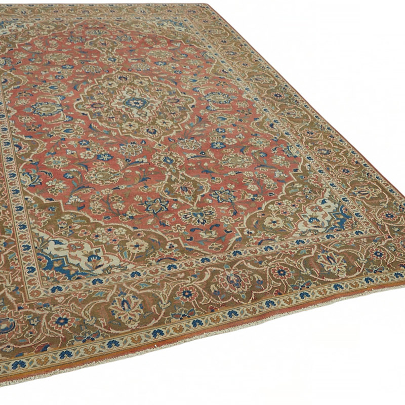 Vintage Hand-Knotted Oriental Rug - 6' 7" x 9' 8" (79" x 116") - K0087660